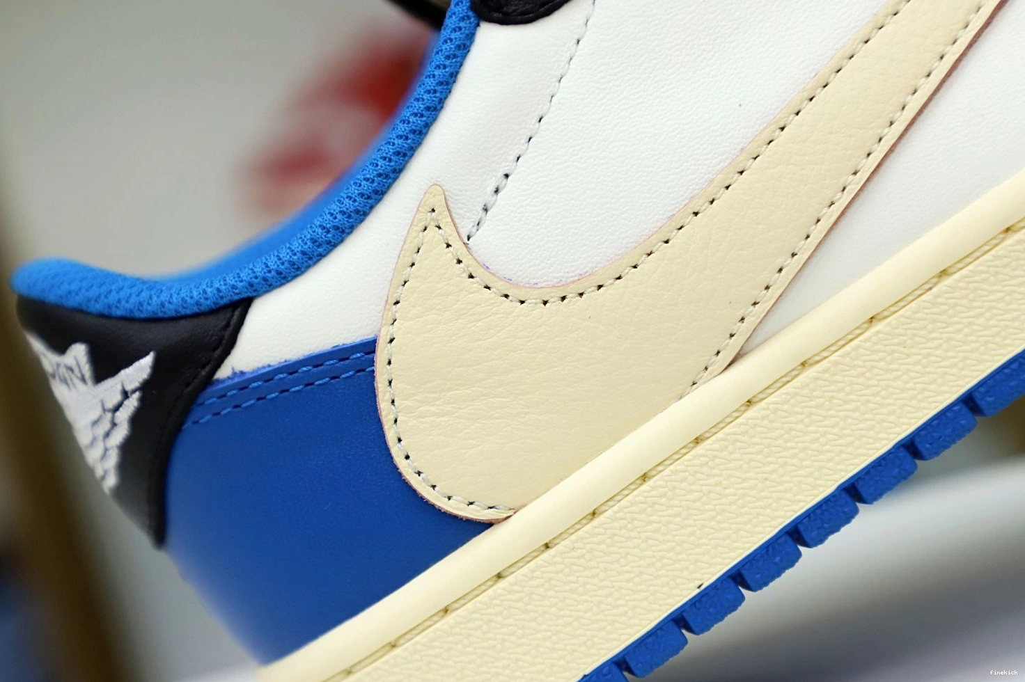 SCOTT X AIR DESIGN 1 FRAGMENT LOW JORDAN TRAVIS X 1125